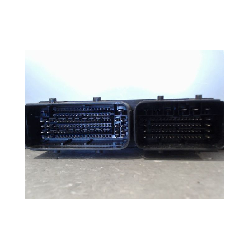 CALCULATEUR MOTEUR CITROEN C4 PICASSO 007-