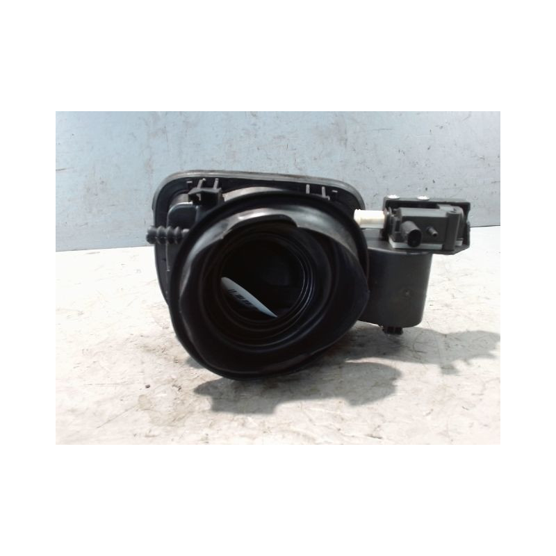 VOLET DE TRAPPE CARBURANT B.M.W. X1