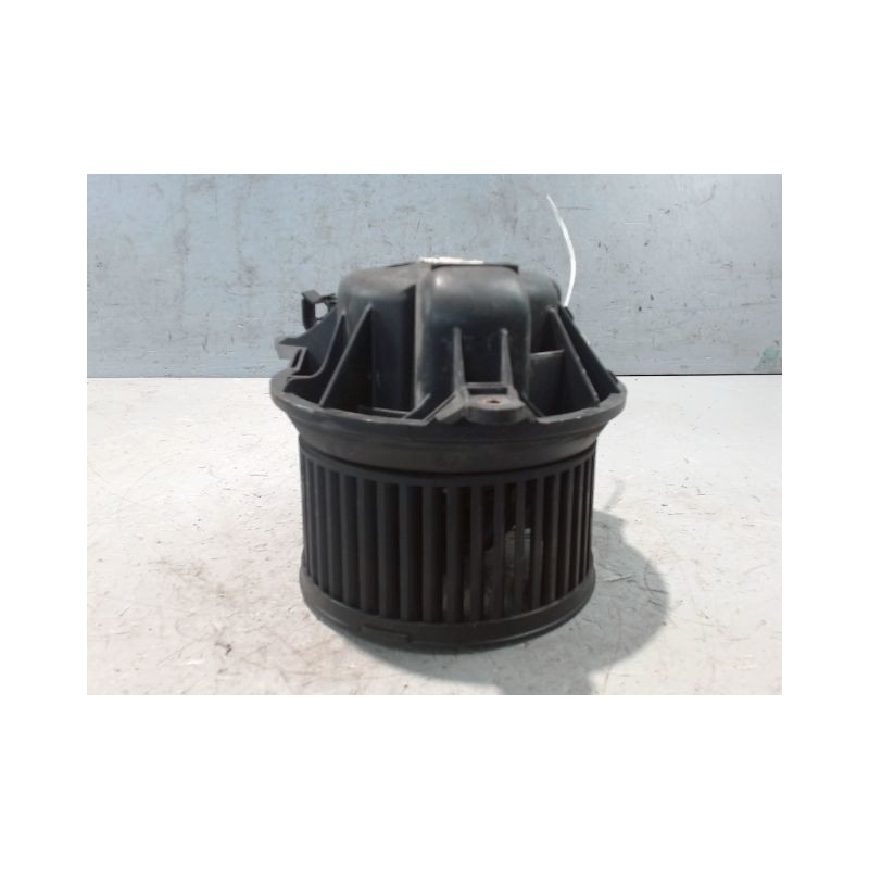MOTEUR VENTILATEUR CHAUFFAGE RENAULT TRAFIC