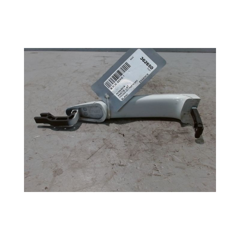 POIGNEE EXTERIEURE PORTE ARRIERE DROIT B.M.W. SERIE 1