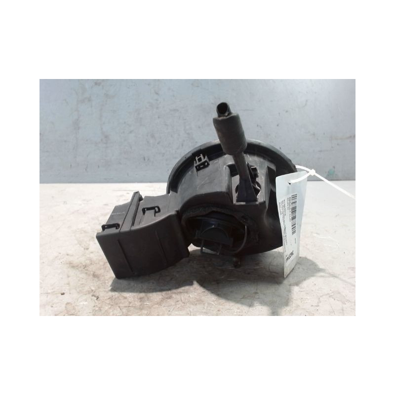 VOLET DE TRAPPE CARBURANT RENAULT CLIO IV