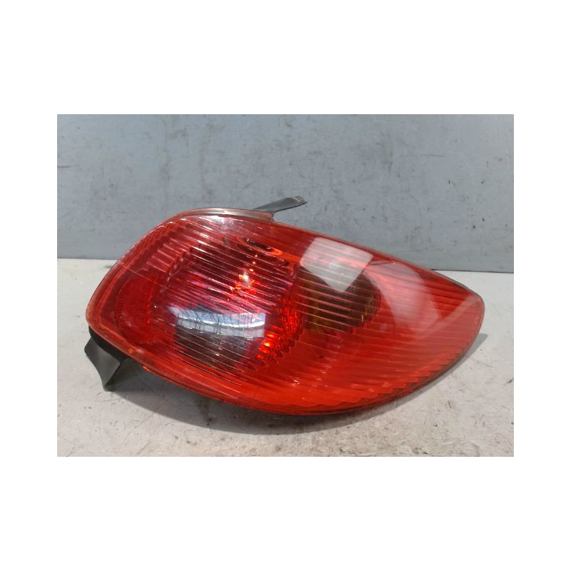 FEU ARRIERE DROIT PEUGEOT 206 3P