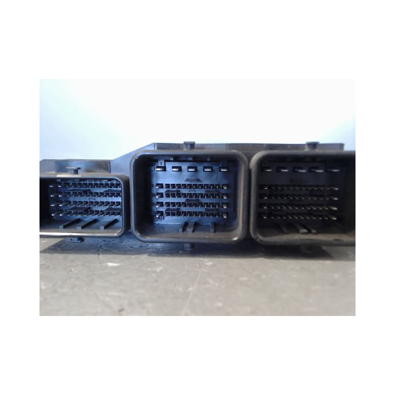 CALCULATEUR MOTEUR PEUGEOT 207
