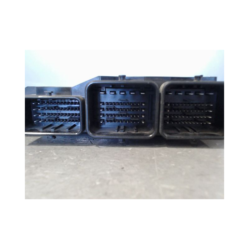 CALCULATEUR MOTEUR PEUGEOT 207