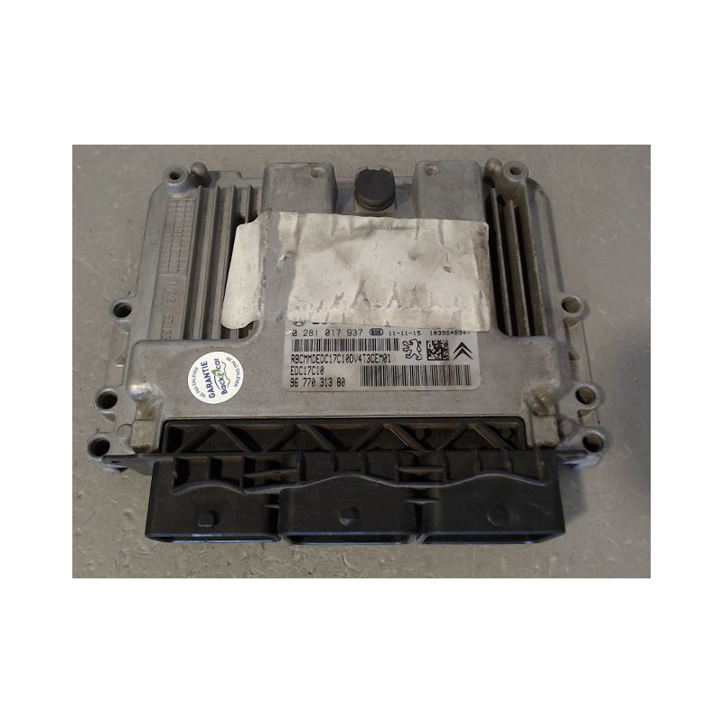 CALCULATEUR MOTEUR PEUGEOT 206