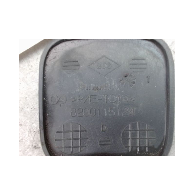 OBTURATEUR COUVRE CROCHET DE BOUCLIER AR RENAULT MEGANE II Phase 1 2002-2005