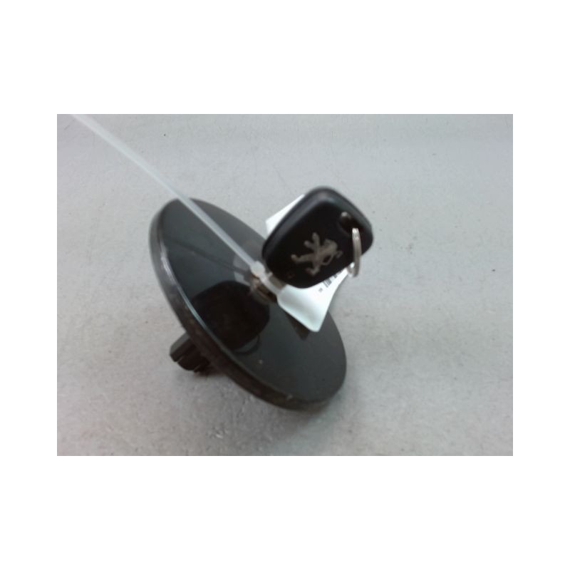 BOUCHON RESERVOIR A CARBURANT PEUGEOT 206 1998-2009