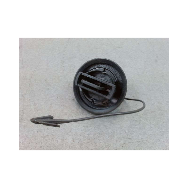 BOUCHON RESERVOIR A CARBURANT RENAULT CAPTUR Phase 1 2013-...