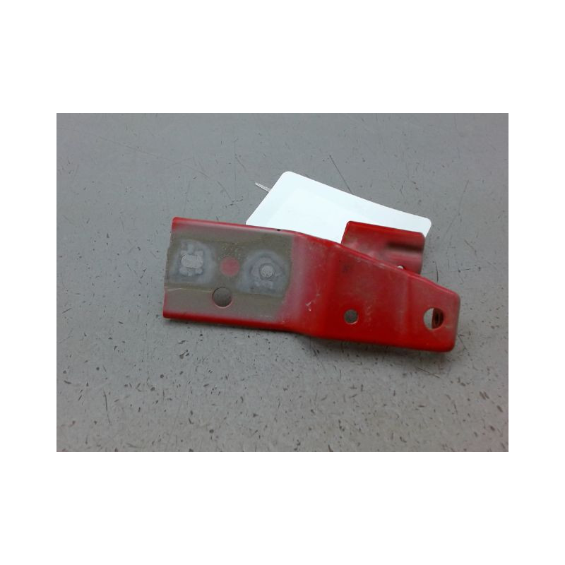SUPPORT AILE AVD PEUGEOT 108