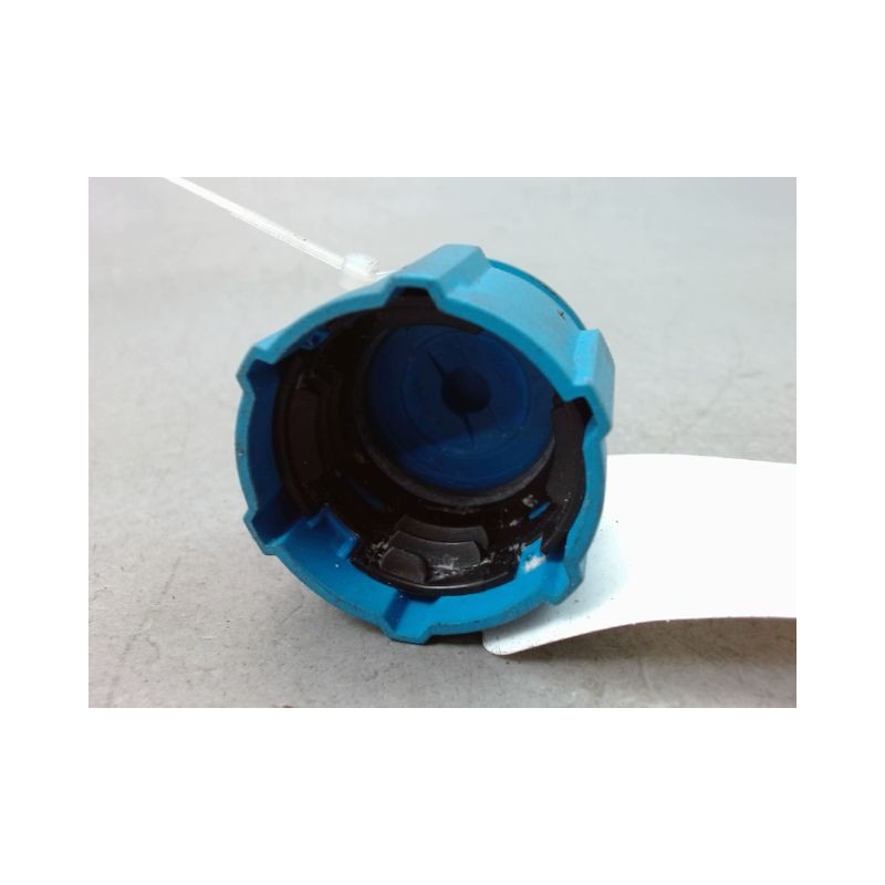 BOUCHON RESERVOIR ADBLUE RENAULT TRAFIC