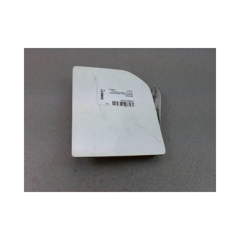 VOLET DE TRAPPE CARBURANT NISSAN NV200