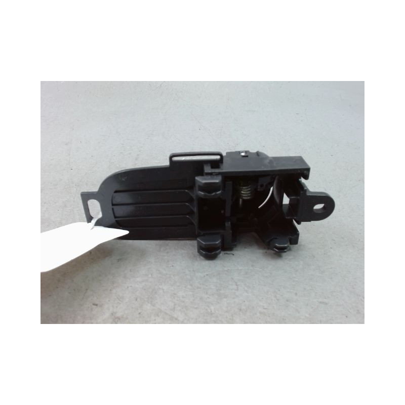 POIGNEE INTERIEURE PORTE AVANT DROIT NISSAN NV200