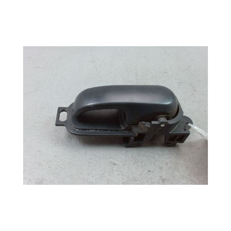 POIGNEE INTERIEURE PORTE AVANT GAUCHE NISSAN NV200