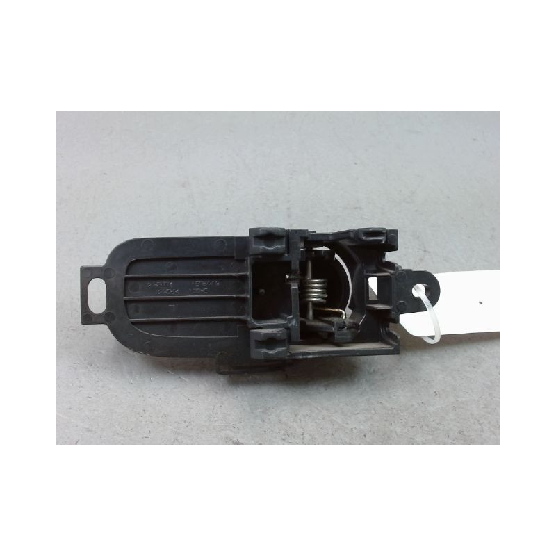 POIGNEE INTERIEURE PORTE AVANT GAUCHE NISSAN NV200