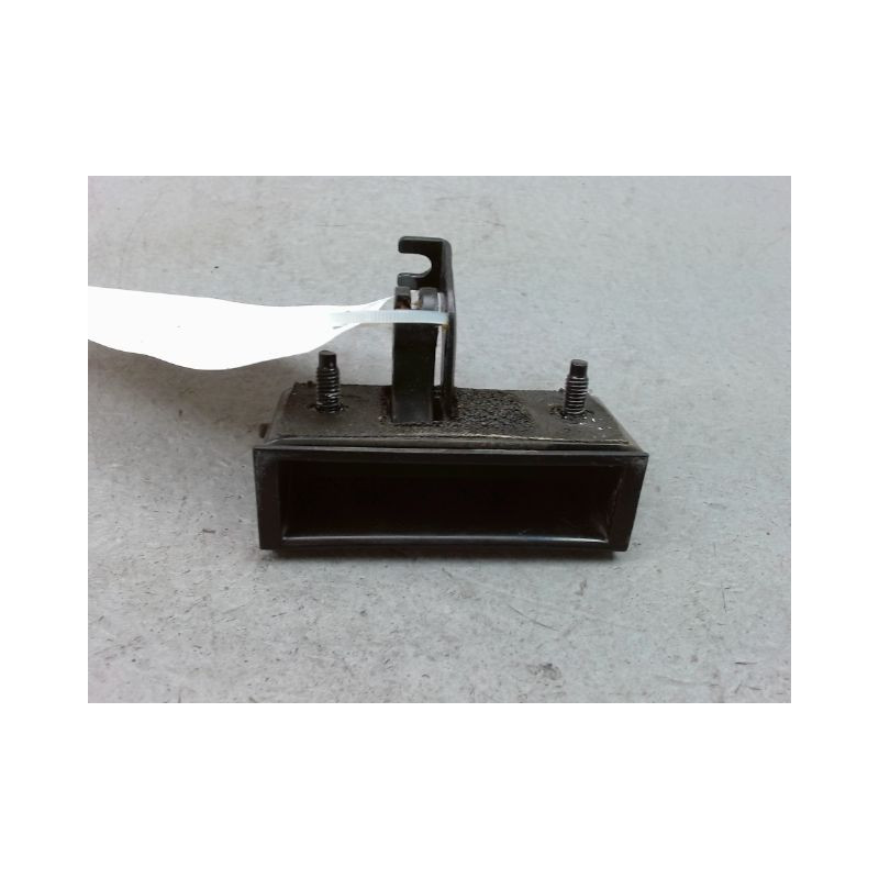 POIGNEE EXTERIEURE PORTE BATTANTE GAUCHE NISSAN NV200