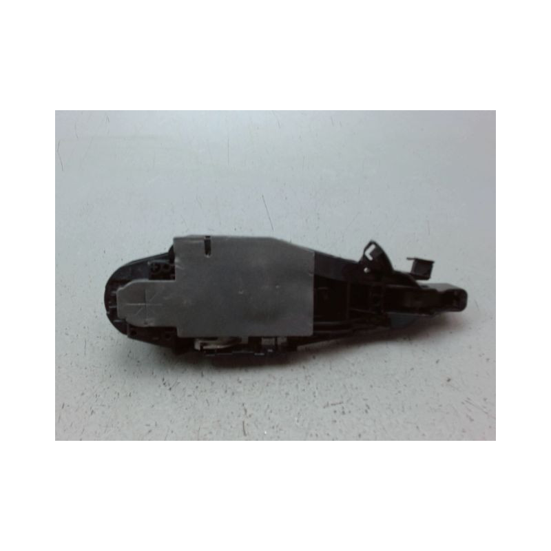 POIGNEE EXTERIEURE PORTE ARRIERE DROIT PEUGEOT 3008 2009-