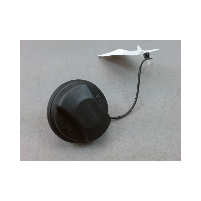 BOUCHON RESERVOIR A CARBURANT OPEL CORSA IV Phase 2 (D) 2011-2015