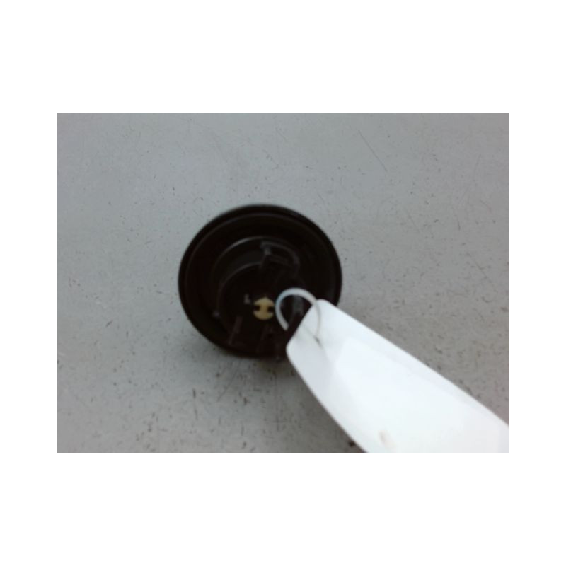 BOUCHON RESERVOIR A CARBURANT RENAULT TWINGO III 2014-...