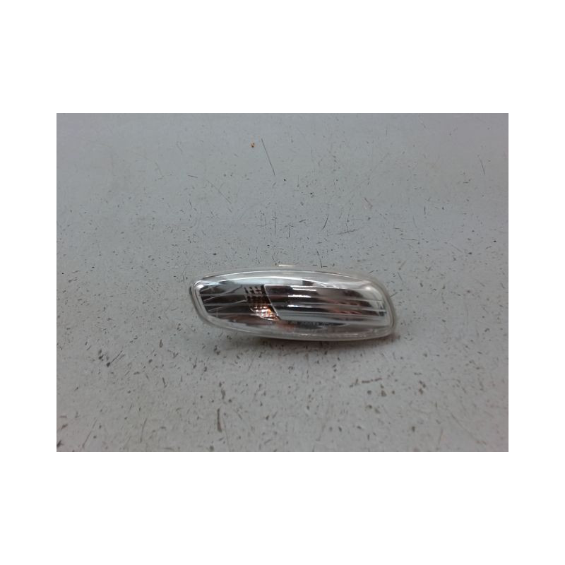 REPETITEUR RETROVISEUR DROIT PEUGEOT 207 2006-2013
