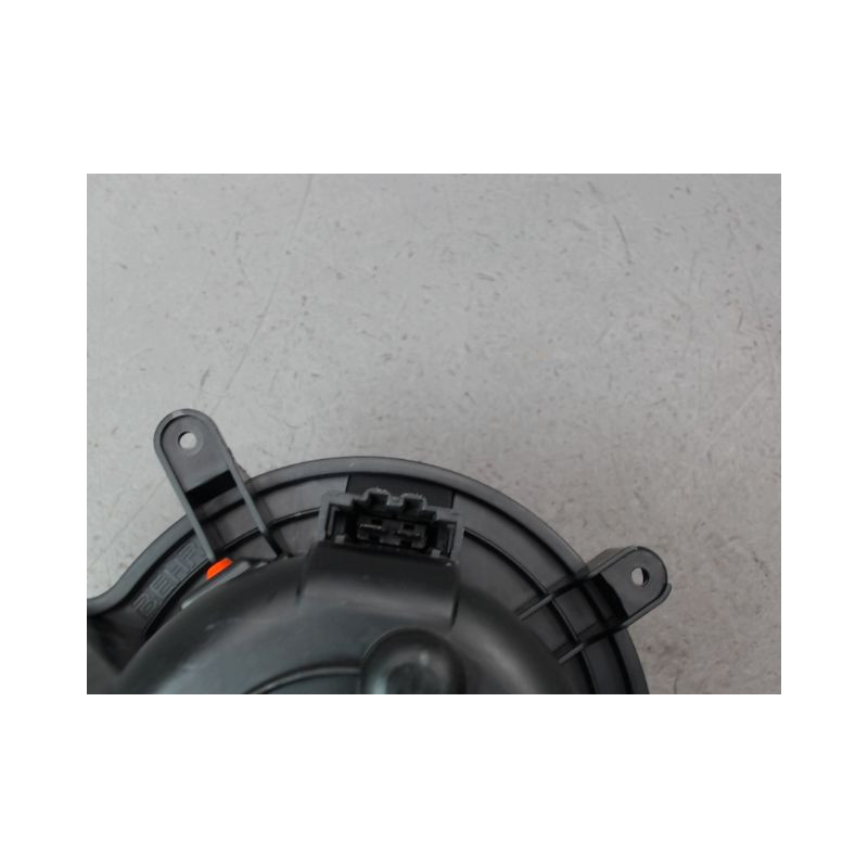 MOTEUR VENTILATEUR CHAUFFAGE PEUGEOT 3008 BREAK I PHASE 2 2013-...