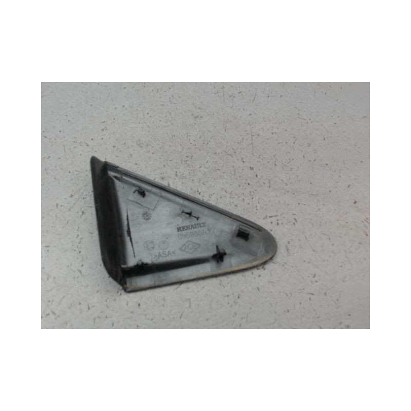 ELARGISSEUR AILE AVANT GAUCHE RENAULT CLIO IV Phase 1 2012-...