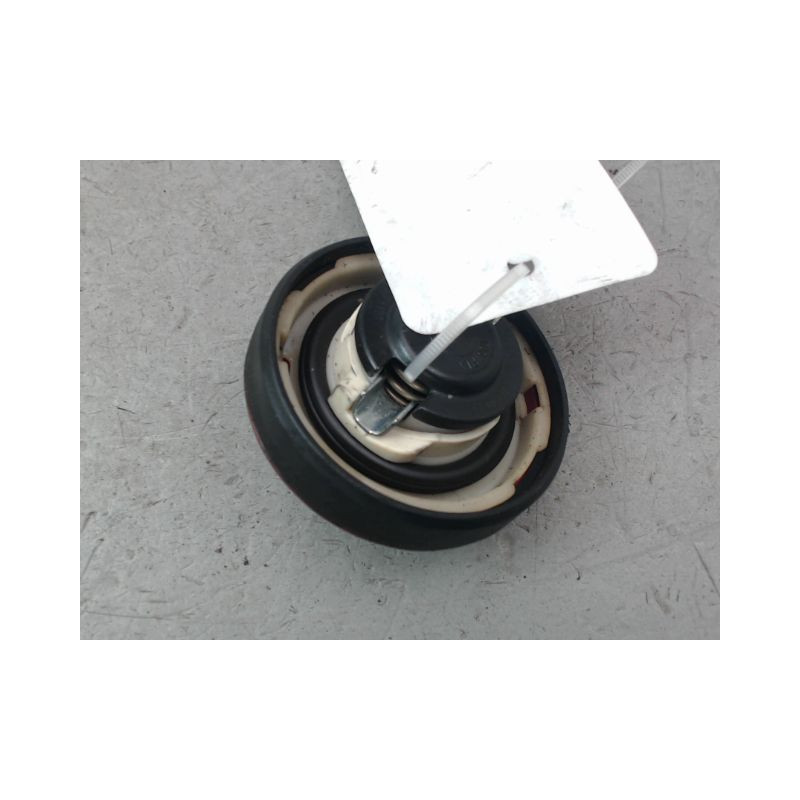 BOUCHON RESERVOIR A CARBURANT MERCEDES CLASSE A 2004-