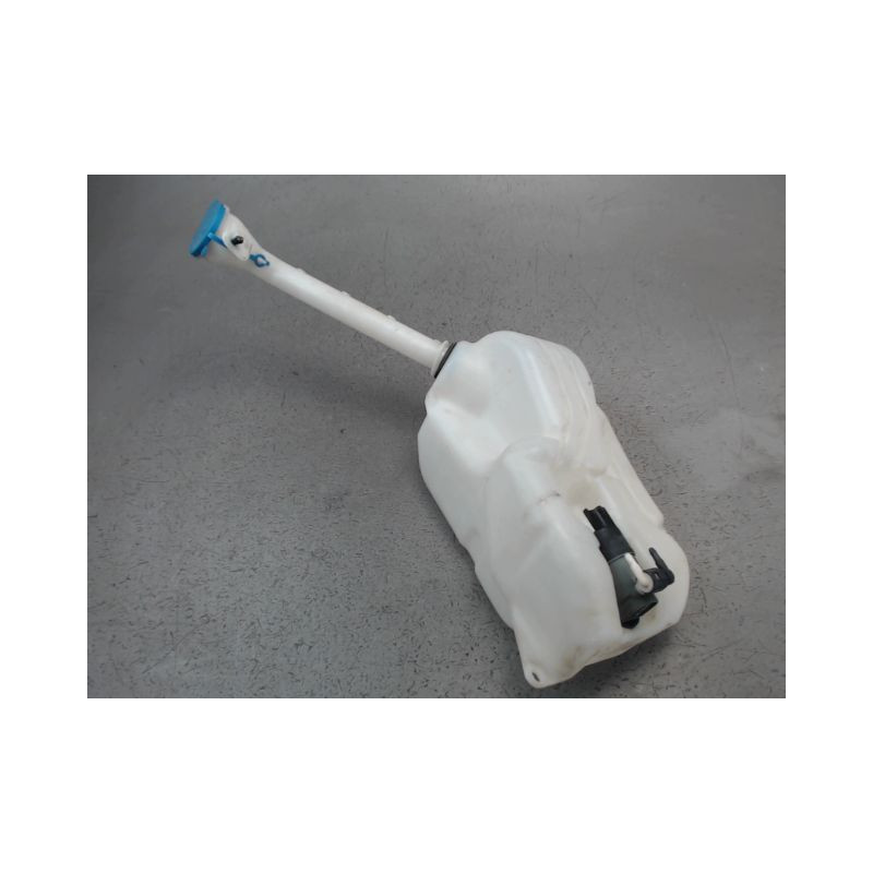 RESERVOIR LAVE-GLACE AVANT NISSAN QASHQAI