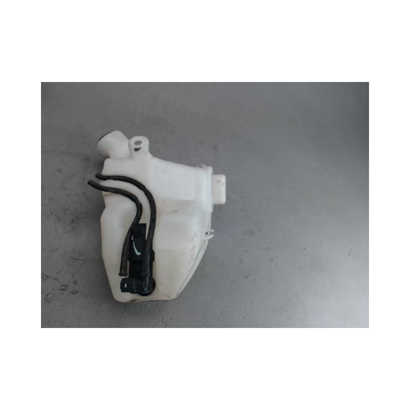RESERVOIR LAVE-GLACE AVANT CITROEN C3