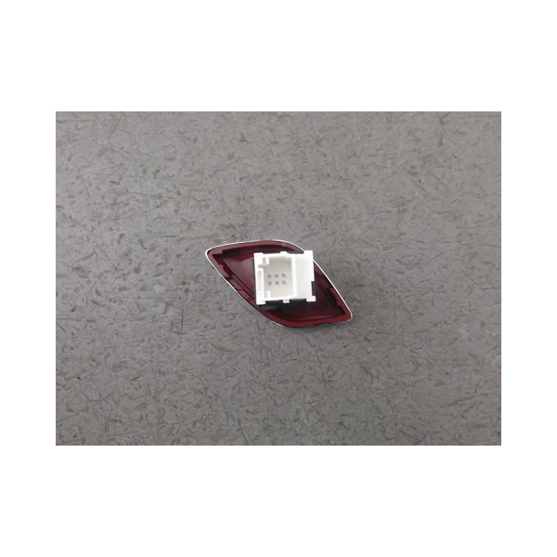 BOUTON DE WARNING CITROEN C3