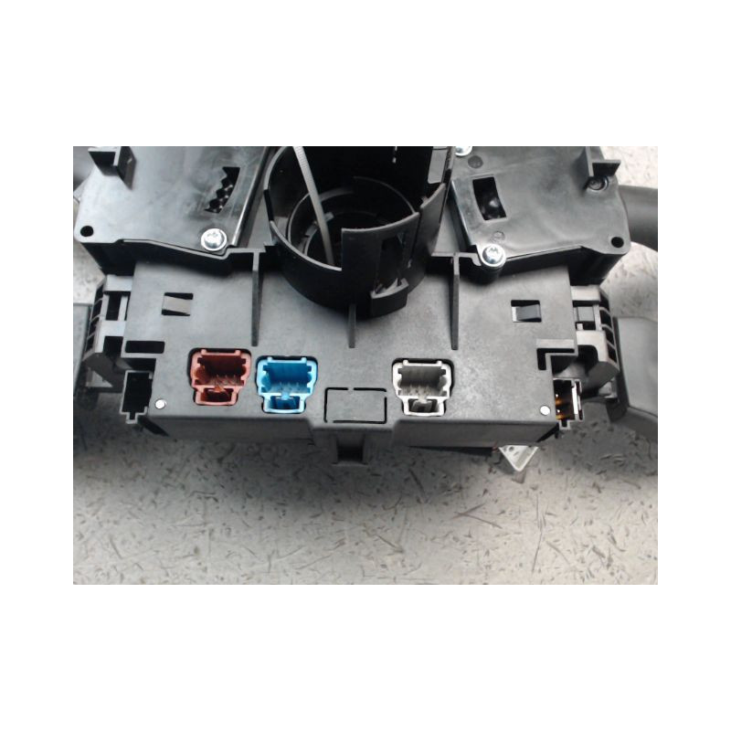 BLOC COMMODOS PEUGEOT 207