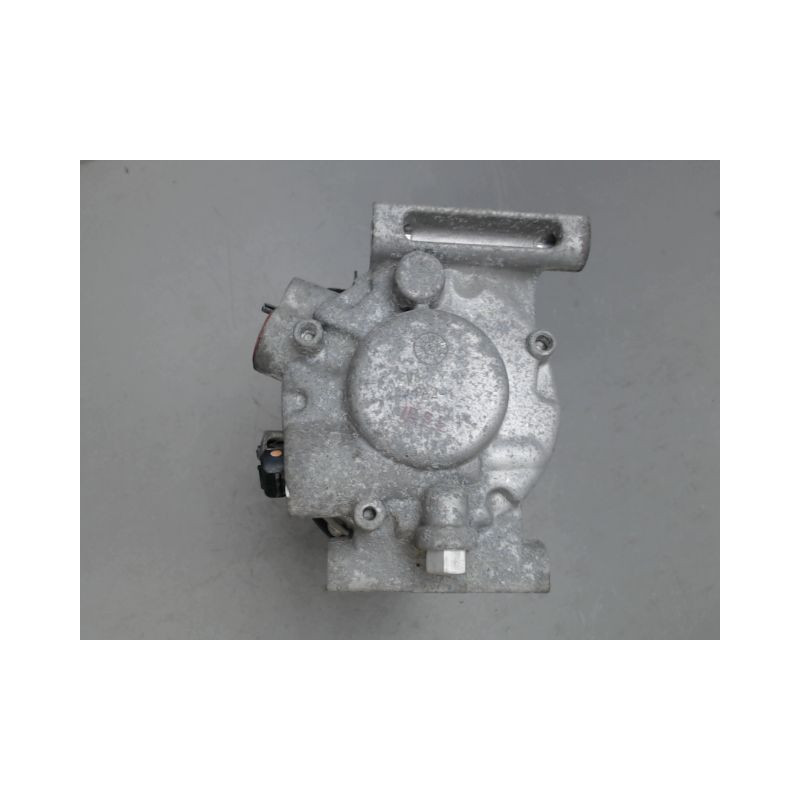 COMPRESSEUR AIR CONDITIONNE KIA CEE-D