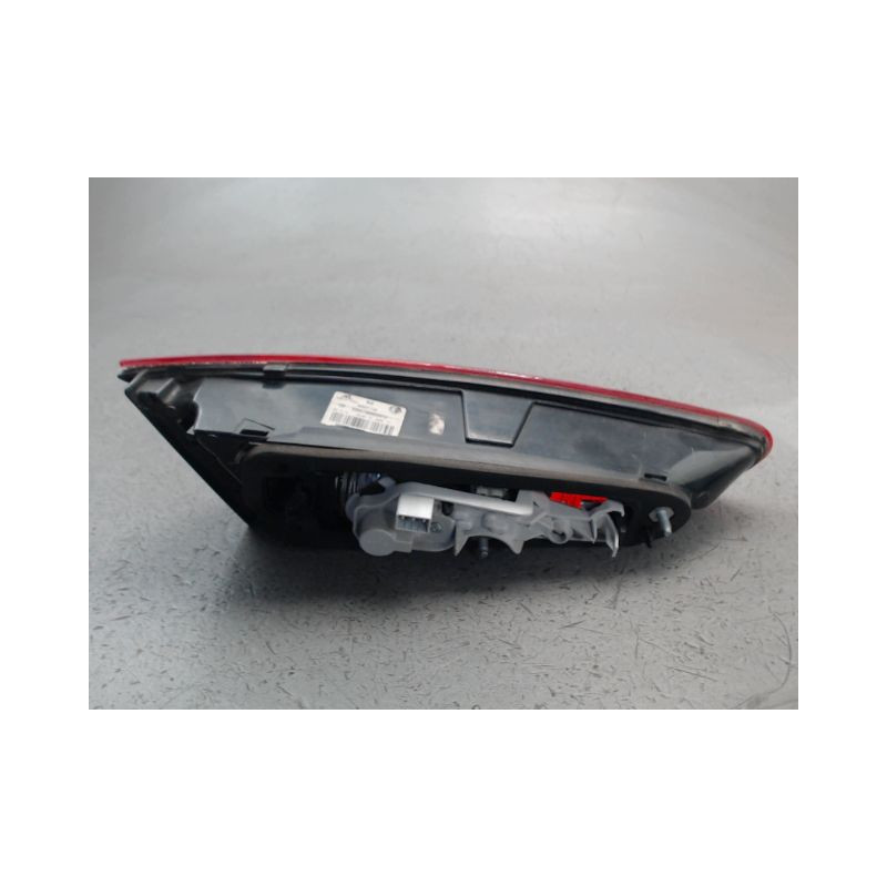 FEU ARRIERE INTERIEUR DROIT ALFA ROMEO GIULIETTA
