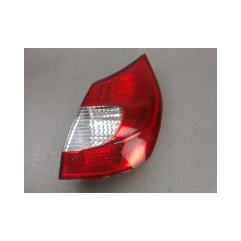 FEU ARRIERE DROIT RENAULT MEGANE