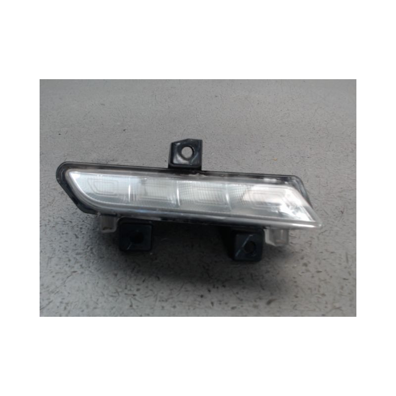 FEUX POSITION DROIT RENAULT CLIO