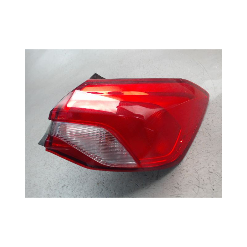FEU ARRIERE DROIT FORD FOCUS