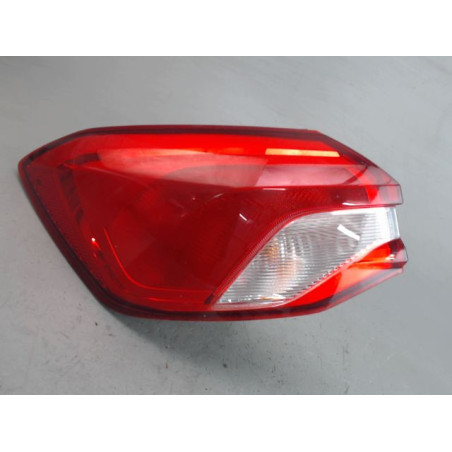 FEU ARRIERE GAUCHE  FORD FOCUS