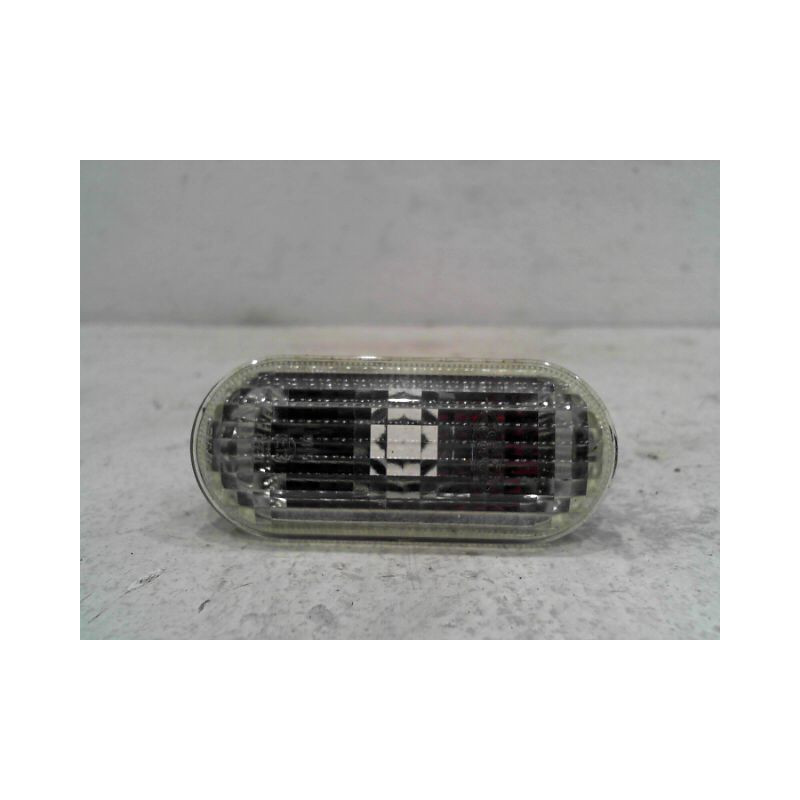 REPETITEUR AILE DROIT FORD C-MAX