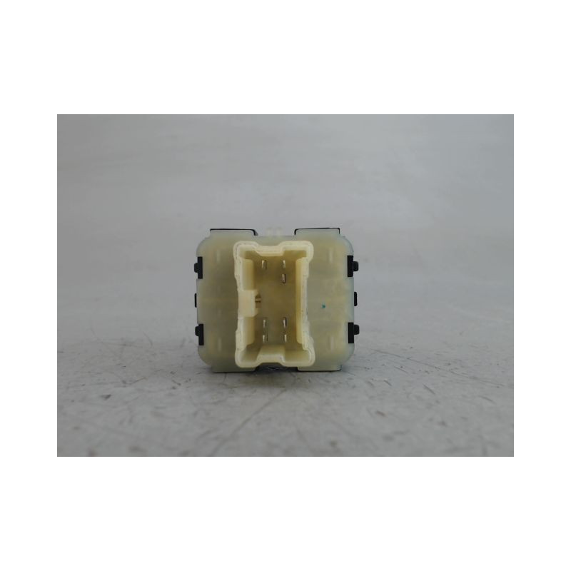 COMMANDE LEVE-GLACE PORTE AVG RENAULT CLIO