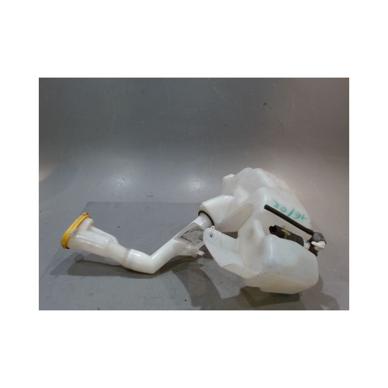 RESERVOIR LAVE-GLACE AVANT RENAULT LAGUNA III