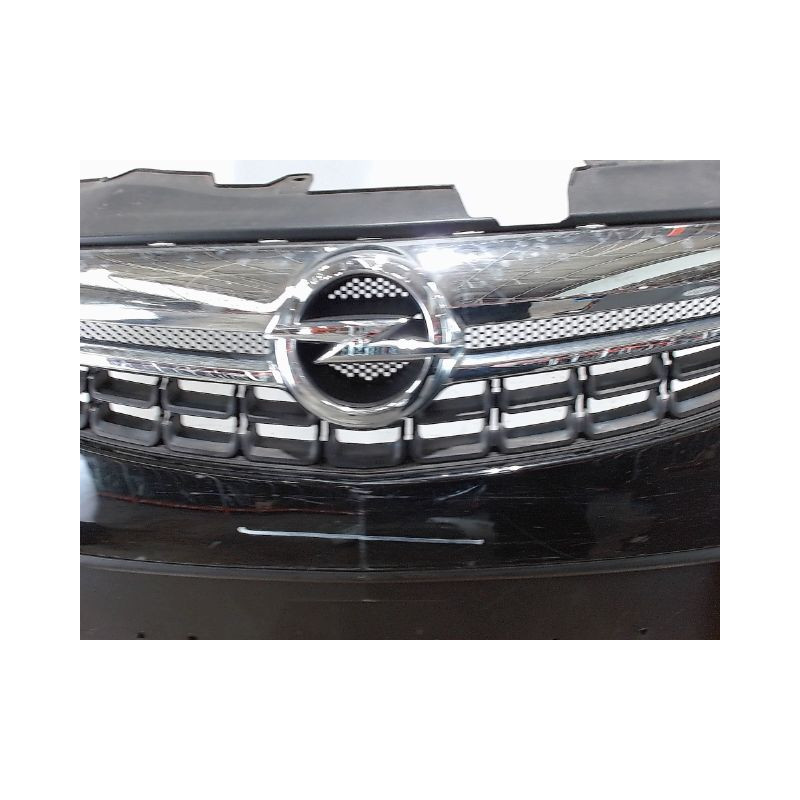 PARE-CHOC AVANT OPEL CORSA