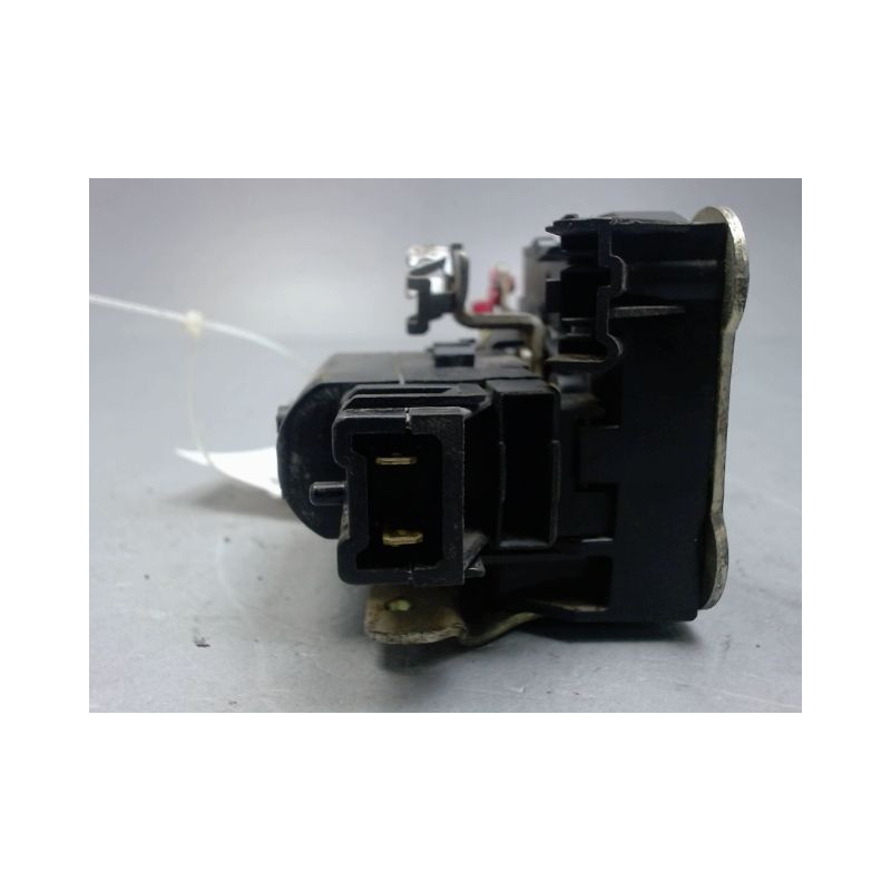 SYSTEME CONDAMNATION AVANT GAUCHE RENAULT KANGOO 1 PHASE 2 1.5 DCI - 8V