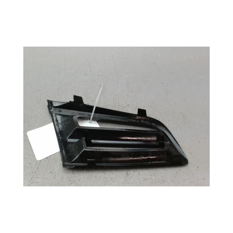 GRILLE VENTILATION PARE-CHOC AVG RENAULT MODUS