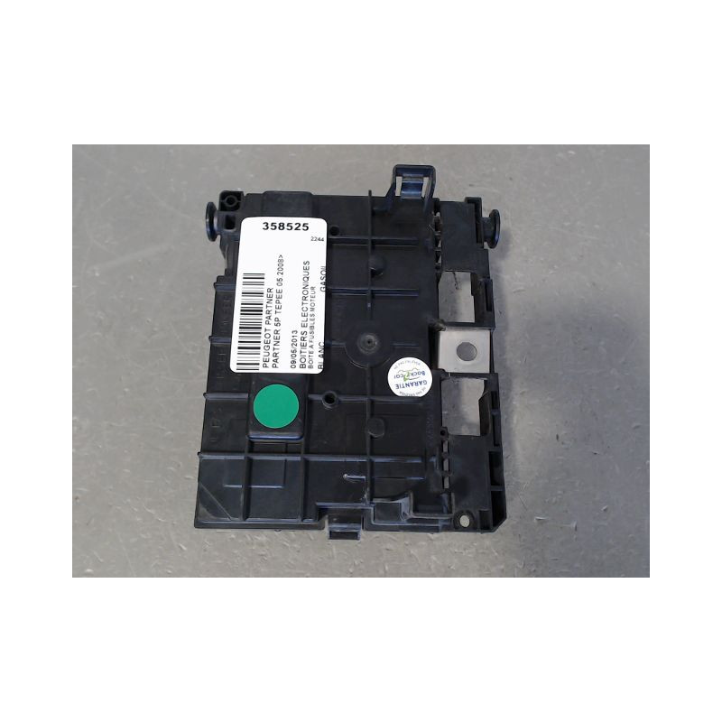 BOITE A FUSIBLES PEUGEOT PARTNER TEPEE 2008-
