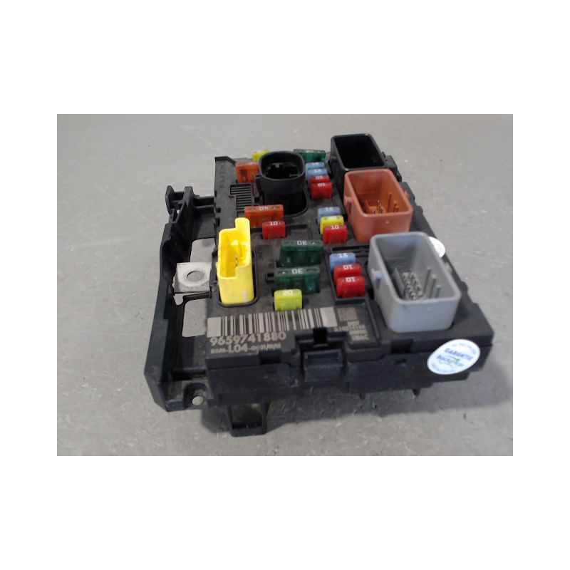 BOITE A FUSIBLES PEUGEOT 307 CC 2005-