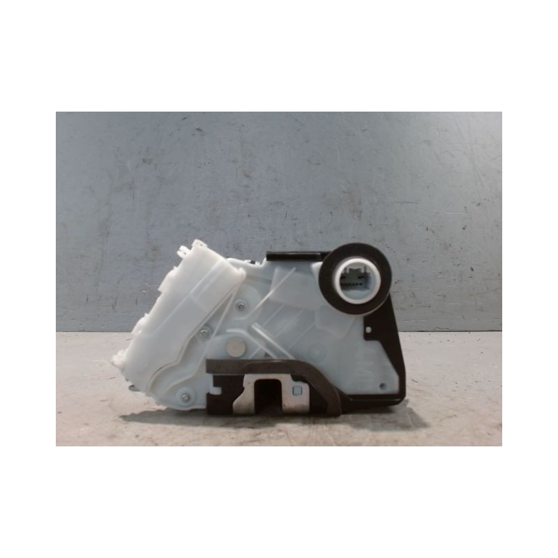 SYSTEME CONDAMNATION AVANT DROIT TOYOTA YARIS II 2010-