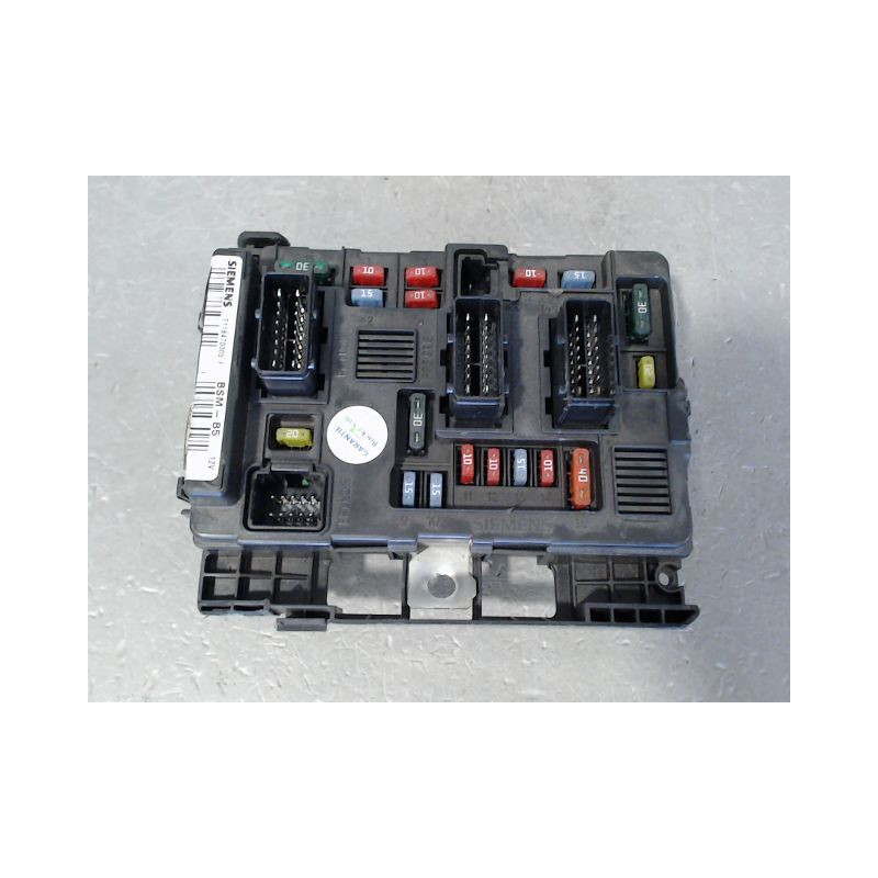 BOITE A FUSIBLES CITROEN C5 2004-2008