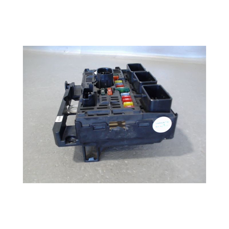 BOITE A FUSIBLES CITROEN C5 2004-2008