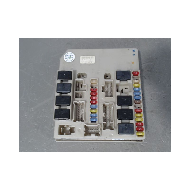 BOITE A FUSIBLES RENAULT CLIO III Phase 1 2005-2009