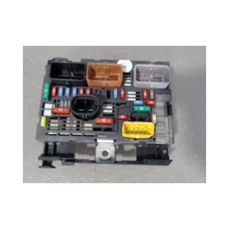 BOITE A FUSIBLES PEUGEOT EXPERT FG II 2007-...