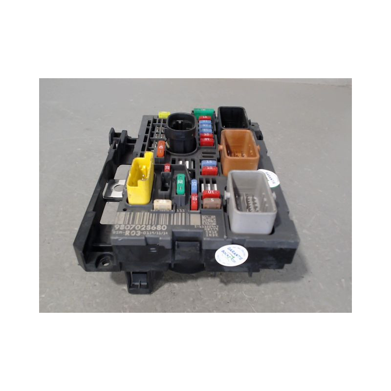 BOITE A FUSIBLES PEUGEOT EXPERT FG II 2007-...